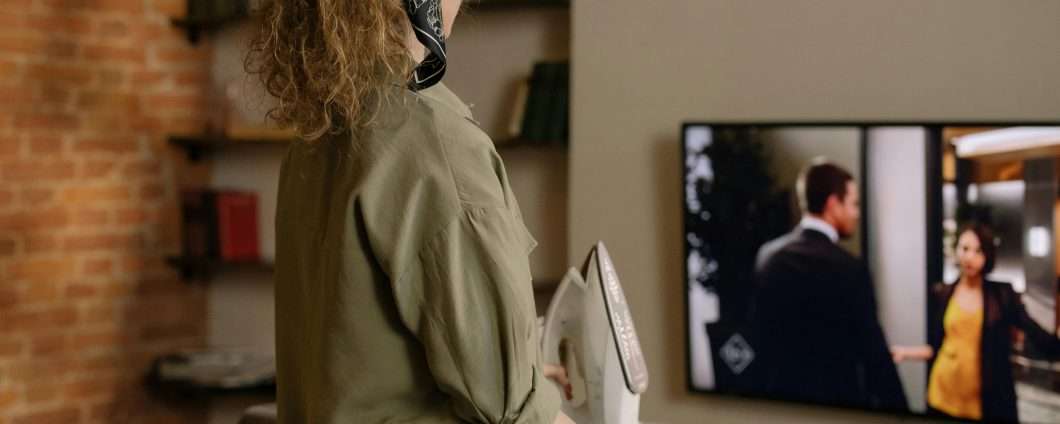 Digitale terrestre, cambiano le frequenze: novità per chi guarda la TV