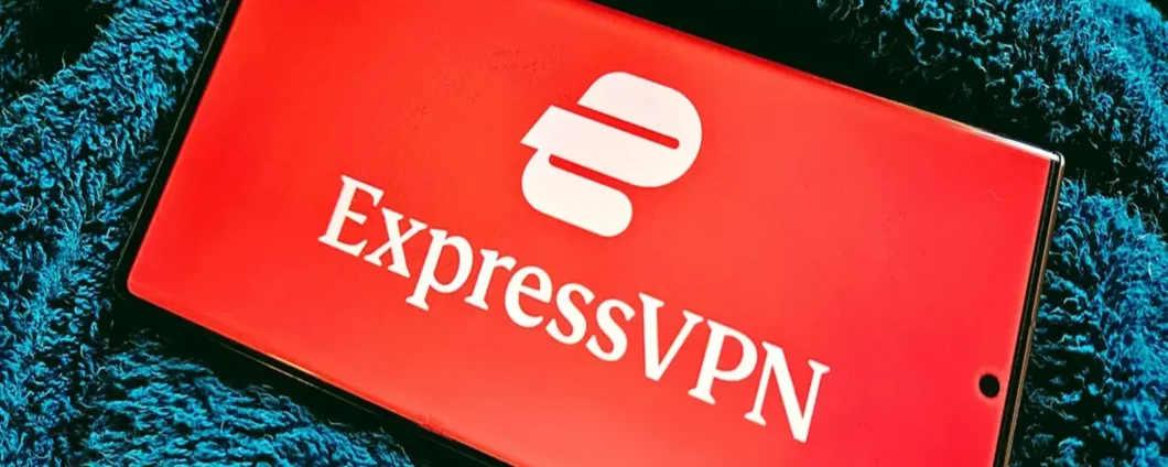 Con ExpressVPN nessuno potrà spiarti quando sei online: ora in sconto del 60%