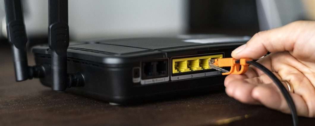 Stai ancora pagando l'ADSL? Sei tra i pochi, non conviene più