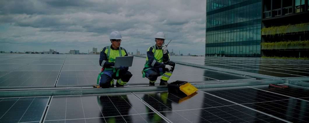 Arrivano i pannelli solari che trasformano la pioggia in energia