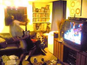 Anche i gamer sono animali sociali Guitar Hero