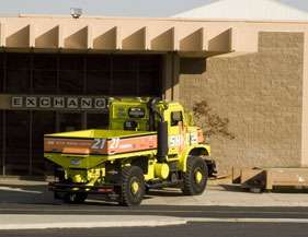 Terramax finisce in un muro