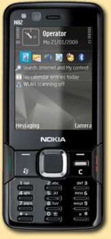 Il Nokia N82 si veste di nero