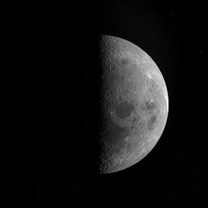 La Luna vista dall'ESA