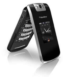 Il primo cellulare RIM in formato conchiglia: BlackBerry 8220