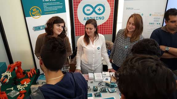 lo stand arduino srl a maker faire 2015