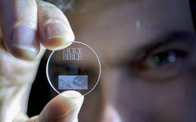 minidisco in vetro nanostrutturato