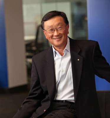 BlackBerry fa causa a Nokia John Chen