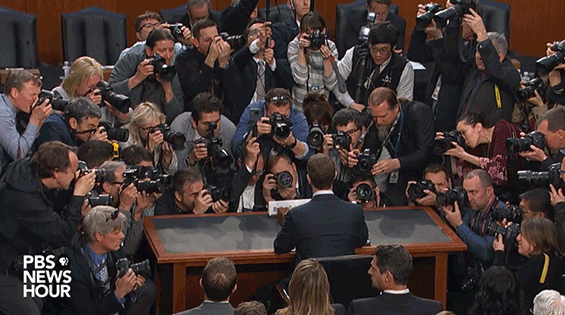Facebook e il processo politico a Zuck Facebook