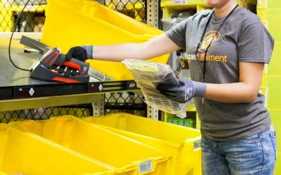 Amazon: esposti nomi e indirizzi email degli utenti