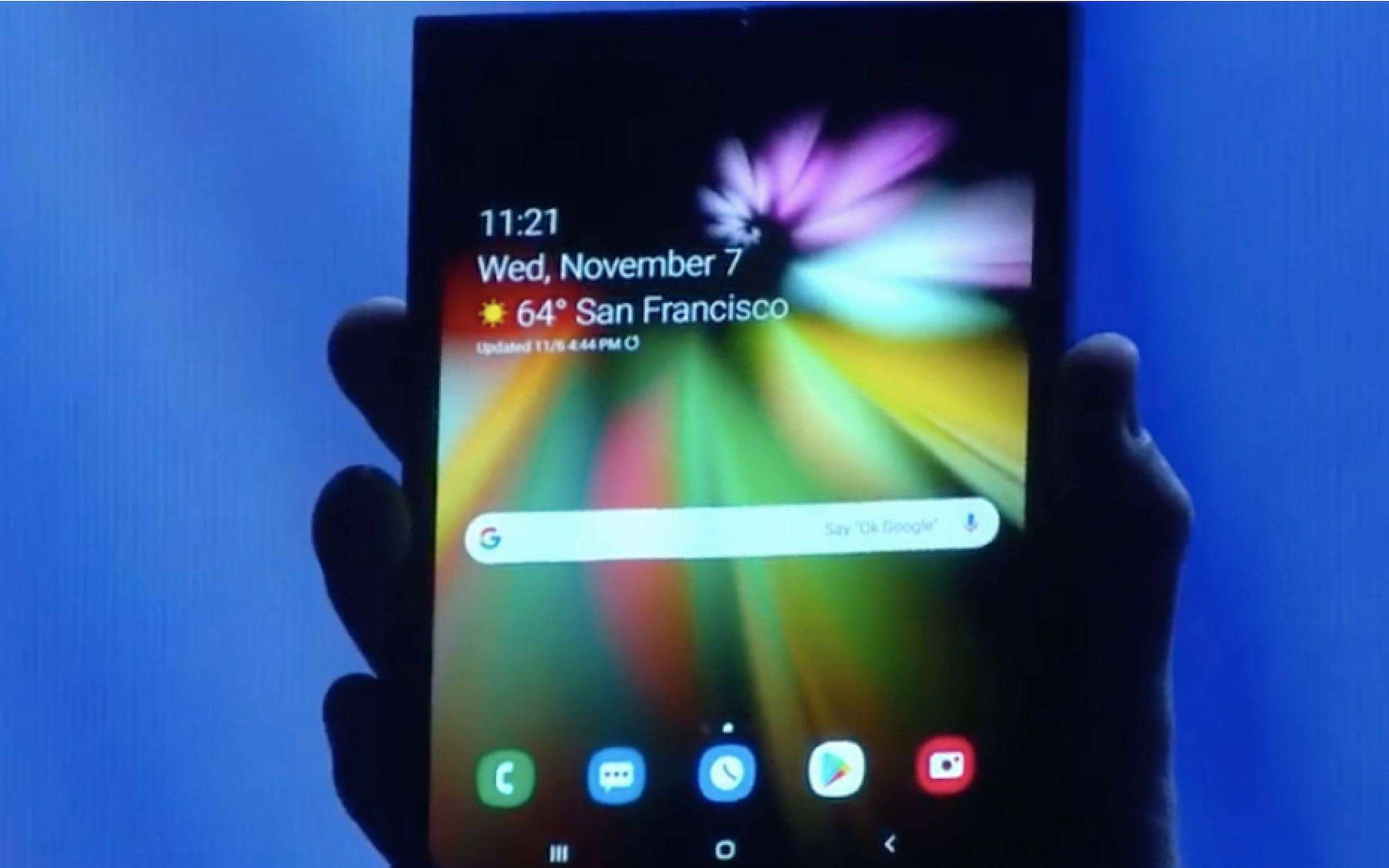 Infinity Flex, il display flessibile di Samsung