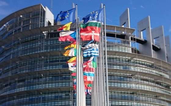 4 milioni di firme per contestare l'articolo 13