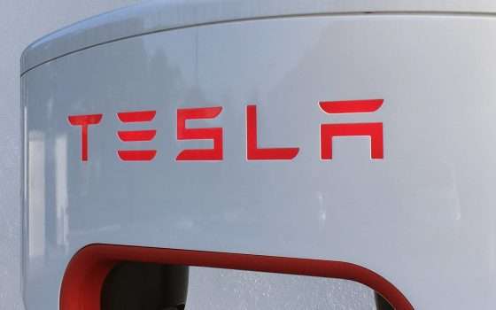 Tesla compra Hibar Systems per le batterie