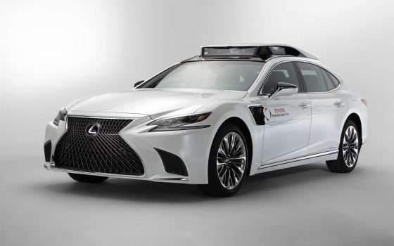 La piattaforma P4 di Toyota per la guida autonoma