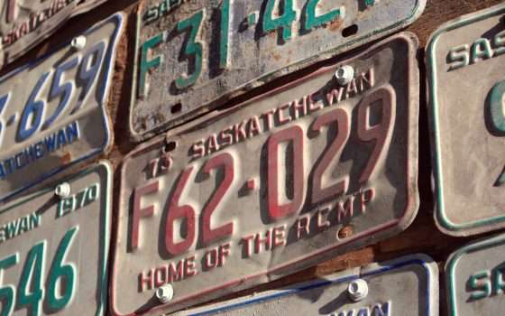 In Australia gli emoji sulle targhe delle auto