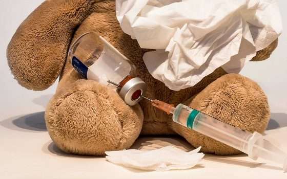 Facebook contro la misinformazione sui vaccini