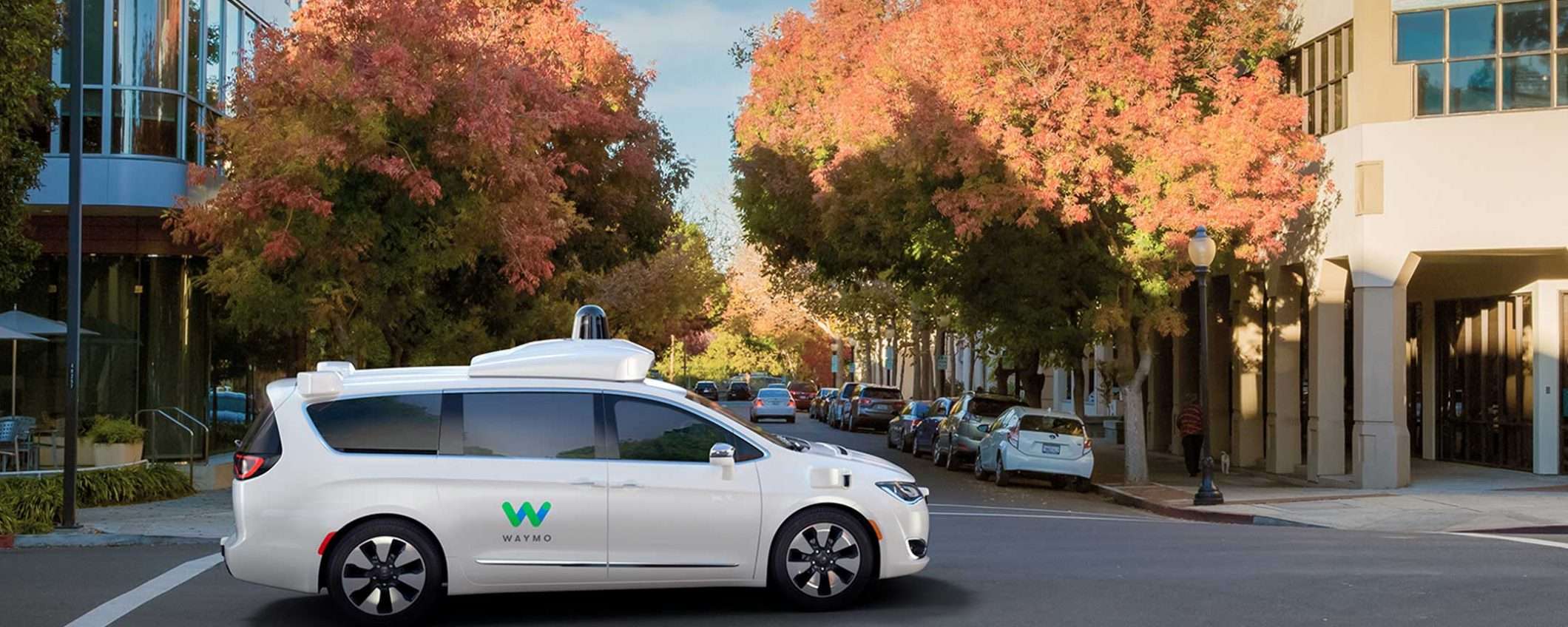 Self-driving car: Waymo cerca investitori