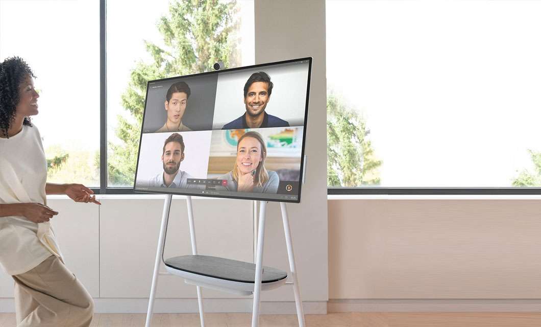 Microsoft Surface Hub 2S