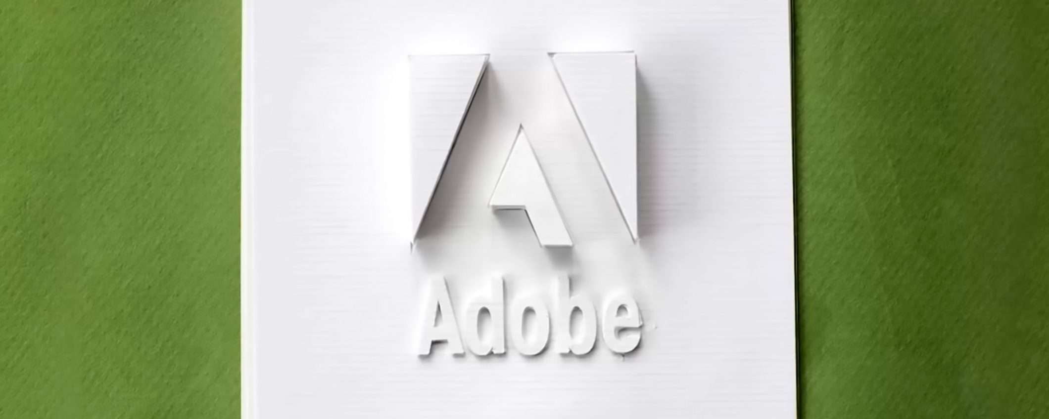 Adobe Creative Cloud: aggiorna o ti fanno causa