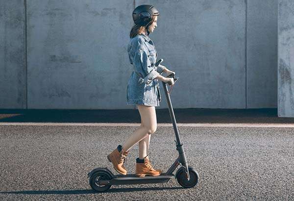 Mi Electric Scooter Pro