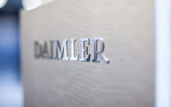 Daimler con R&C per il wallet hardware delle auto