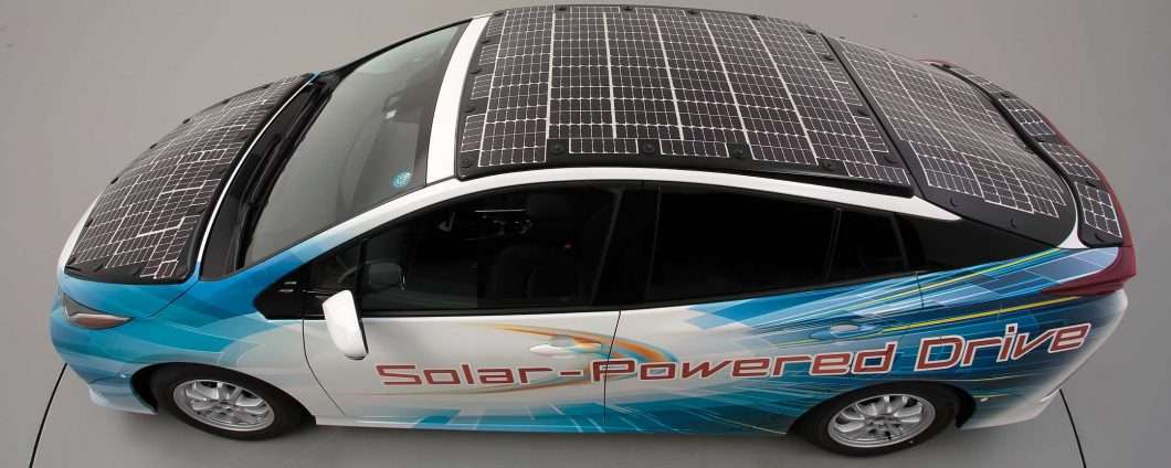 Toyota, NEDO e Sharp insieme per l'auto solare