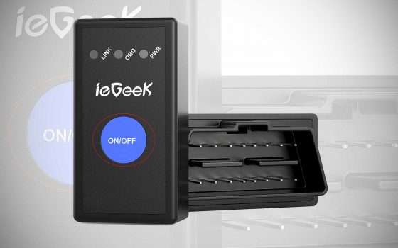 Uno scanner OBD2 per l'auto in offerta su Amazon