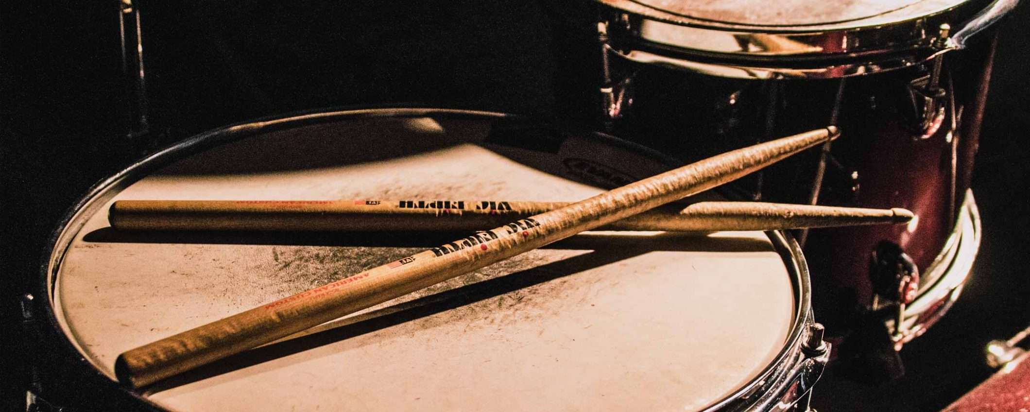 L'intelligenza artificiale che suona la batteria