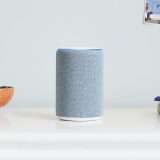 Nuovo Amazon Echo: Alexa si veste di tessuto