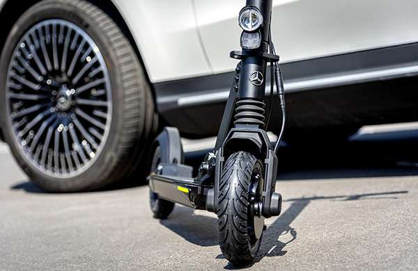 Lo scooter elettrico di Mercedes-Benz