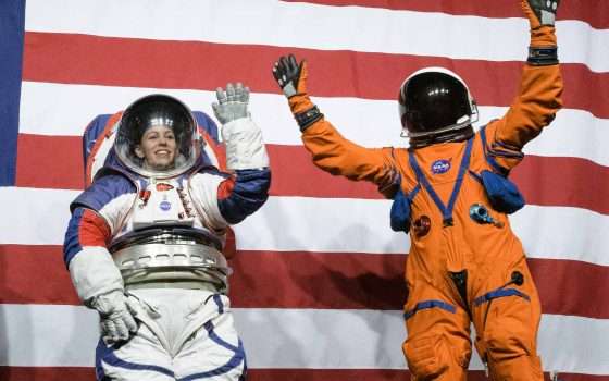 xEMU e Orion sono le nuove tute spaziali NASA