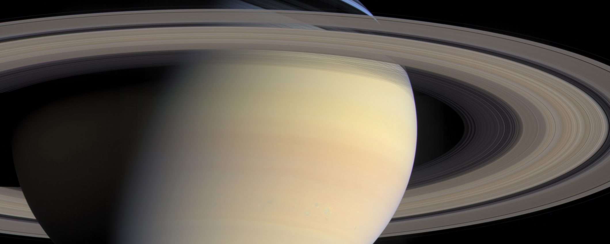 Saturno batte Giove con le sue 82 lune