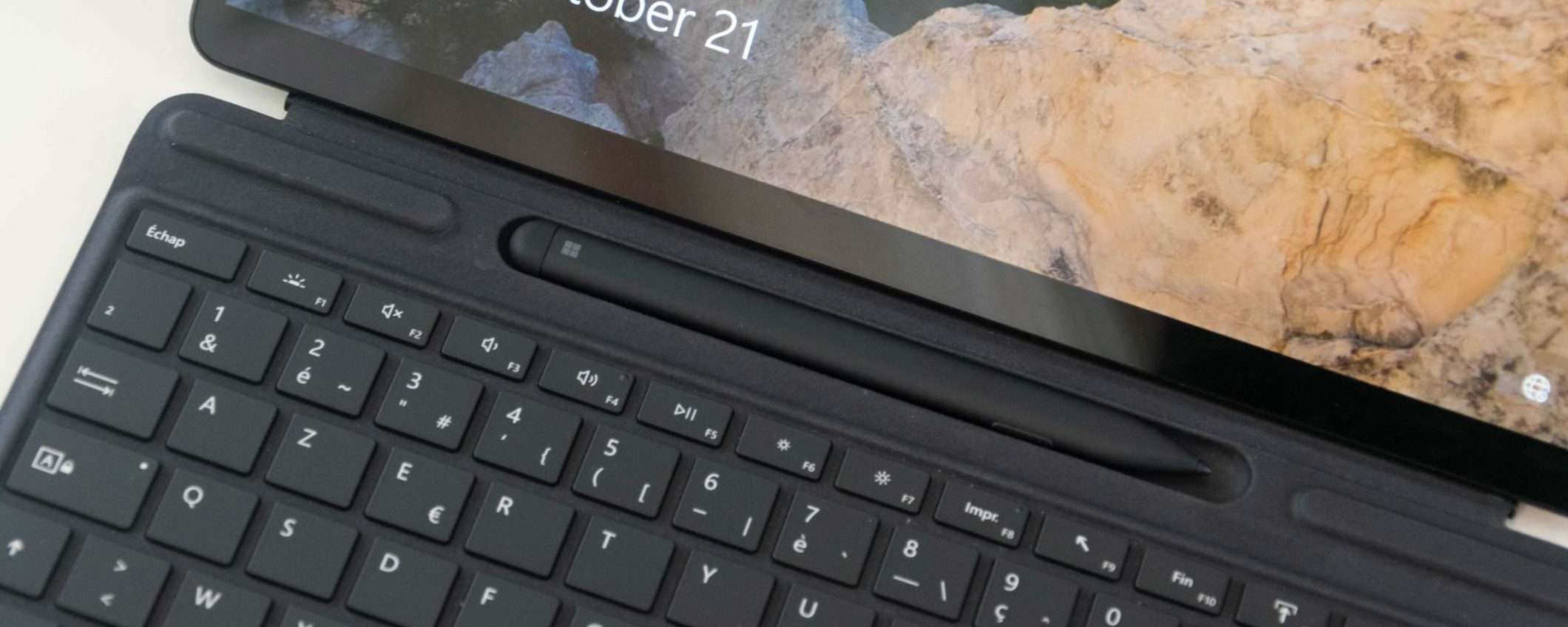 Nuovo Surface Pro X con processore Microsoft SQ2?