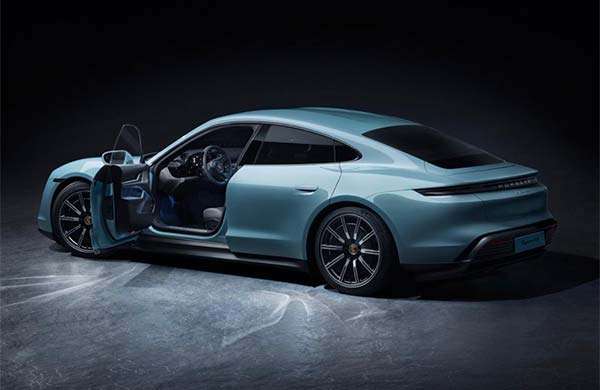 Porsche Taycan 4S