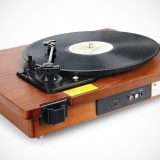 Metti un giradischi sotto l'albero di Natale