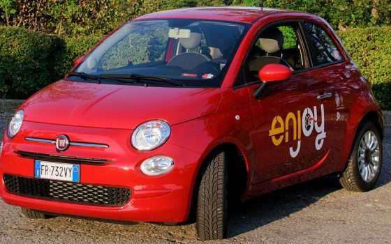 Il car sharing Enjoy porta le mappe Waze sulla propria app