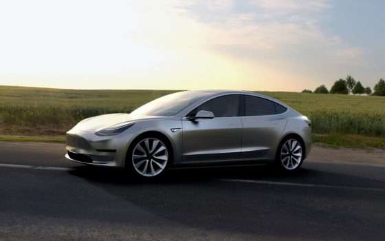 Tesla cambia policy per la garanzia delle batterie