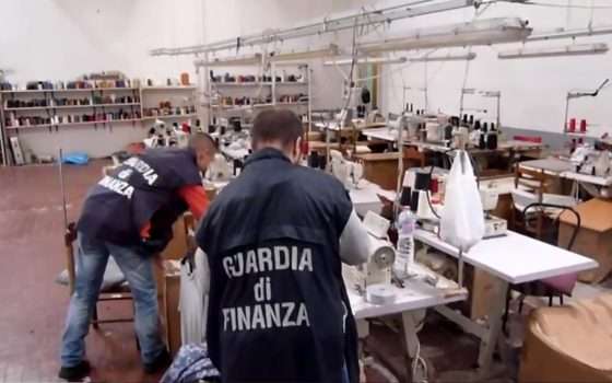 GdF stronca giro di merce contraffatta sui social