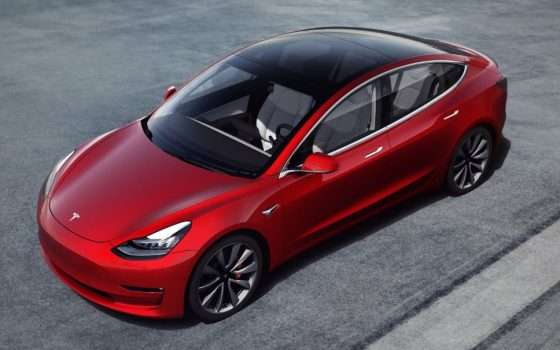 Tesla, -10%: titolo in caduta dopo il grande exploit