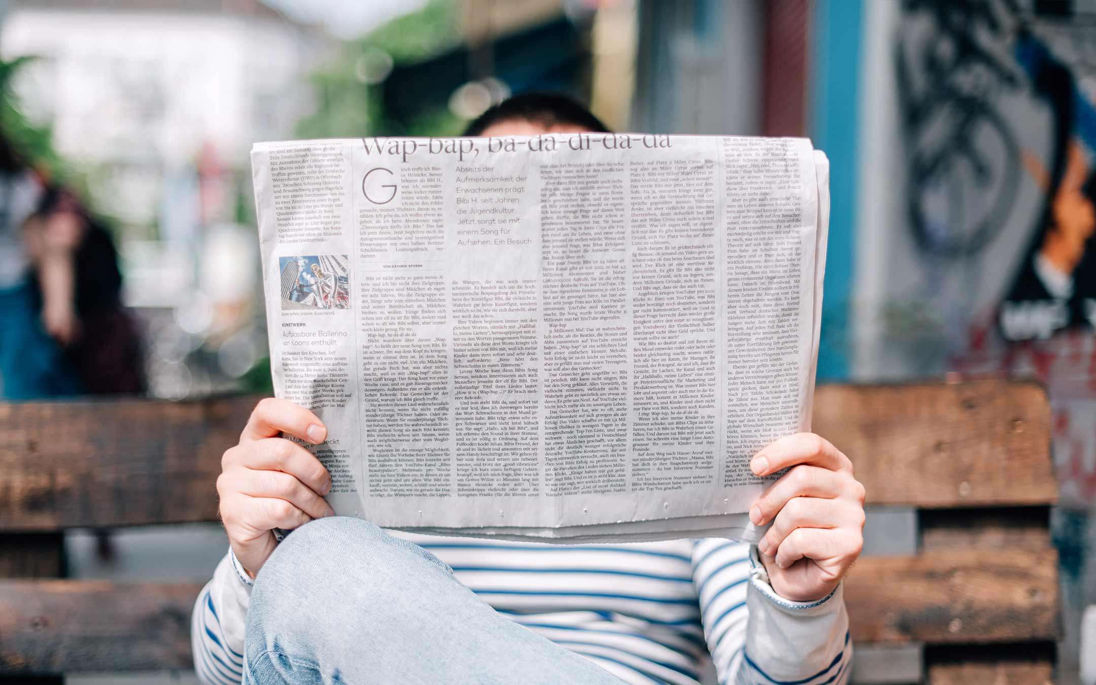 самых читаемых статей. журналистика. самых читаемых статей. чтение книг. самая популярная книга в мире.