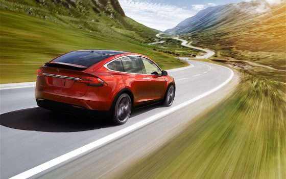 Tesla, la nuova guida autonoma vedrà il mondo in 3D