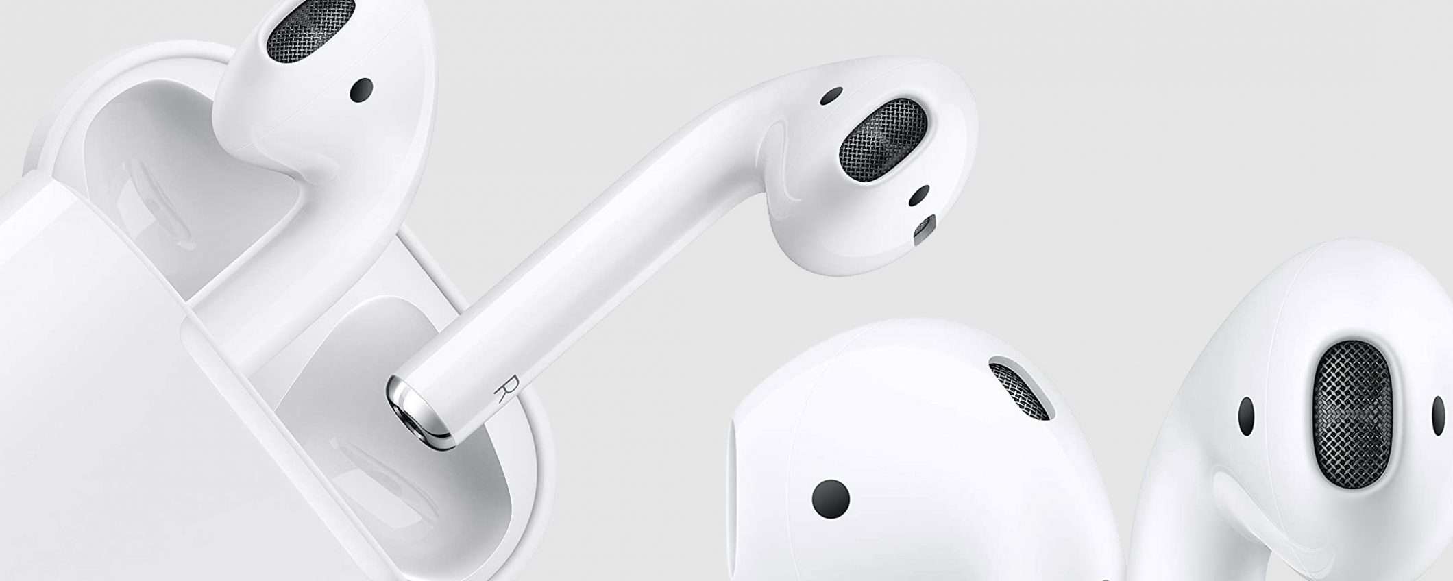 Apple AirPods, nuovi sconti: il prezzo scende