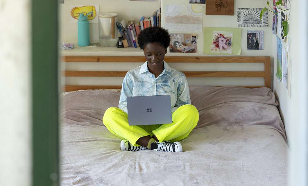 Microsoft Surface Laptop Go