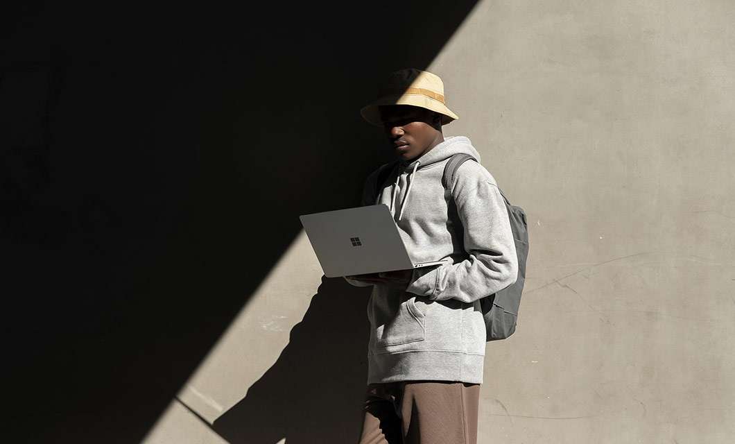 Microsoft Surface Laptop Go