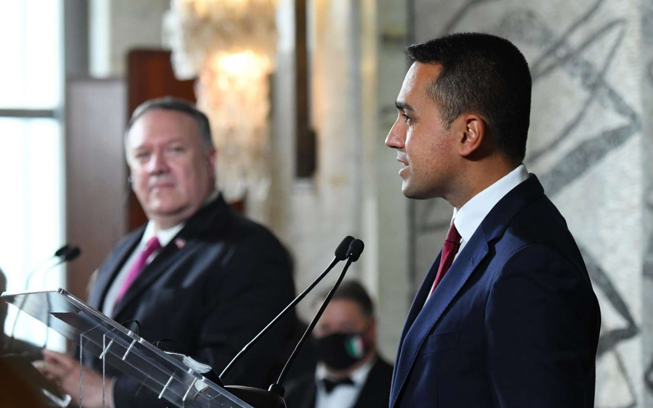 Di Maio meets Mike Pompeo: at the center is 5G