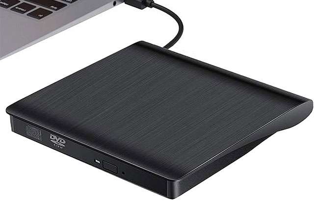 Il masterizzatore CD-DVD esterno di QueenDer