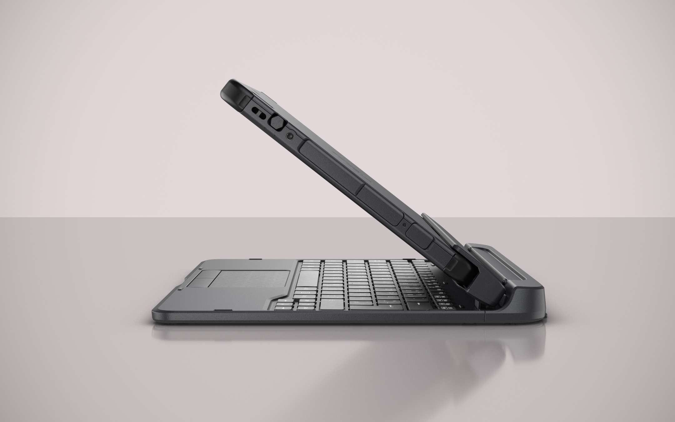 Fujitsu Stylistic Q5010, rugged tablet for work