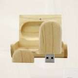 Black Friday: pendrive da 32 GB in legno a -20%