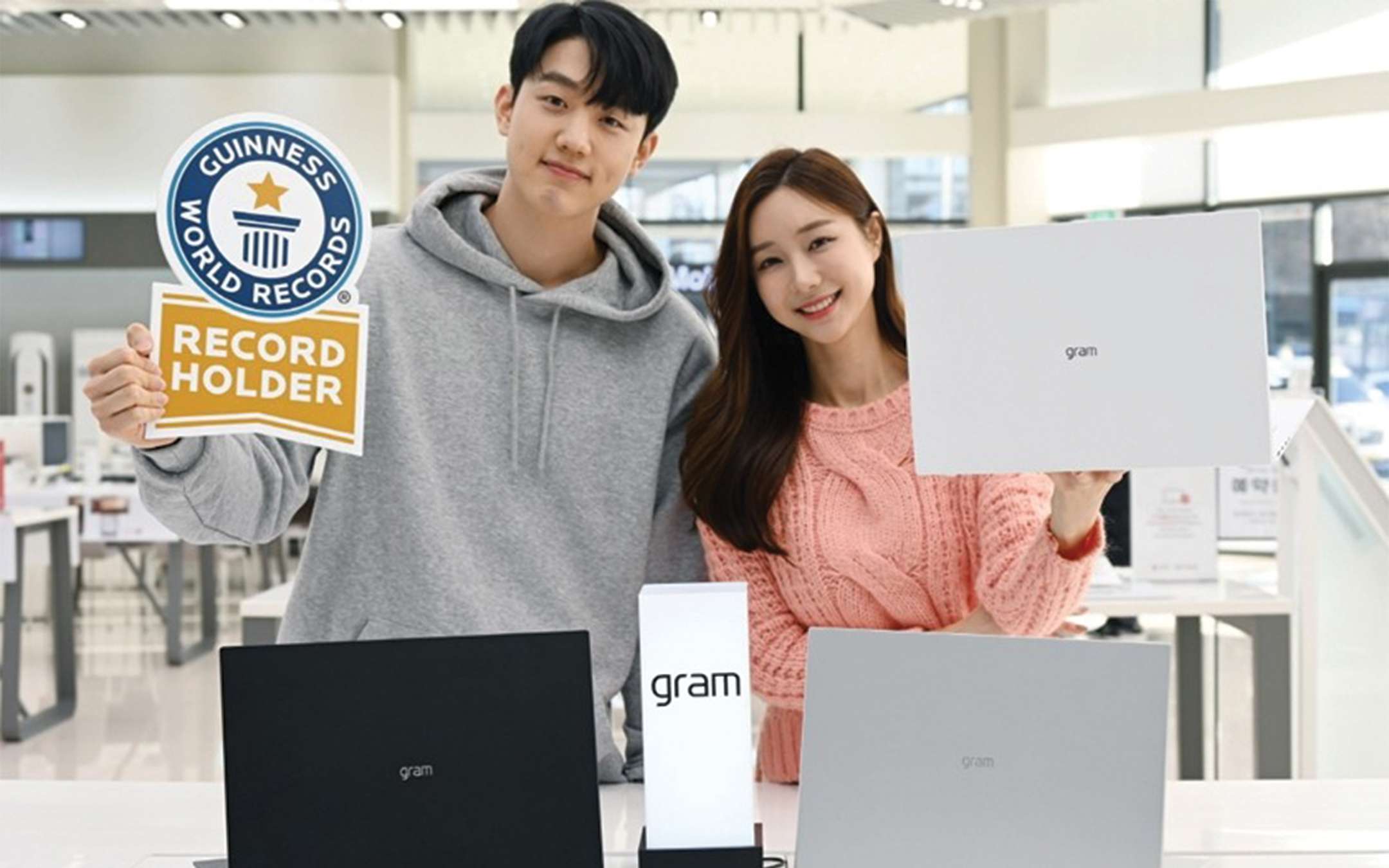 New LG Gram 2021: the 16-inch weighs just 1.19Kg