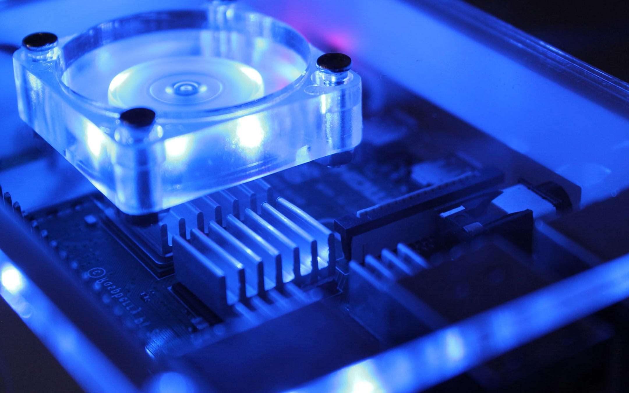 SOLO ID1 mini, a mini computer for everyone SOLO ID1 mini, a mini computer for everyone